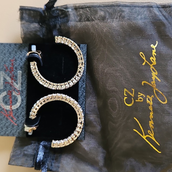 Stunning - Kenneth Jay Lane Ladies Inside Out CZ Hoop Earrings - Picture 2 of 3